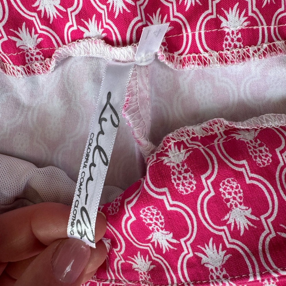 Lulu-B Pink and White Bermuda Shorts hot pink Geometric Pattern PINEAPPLE - Picture 3 of 7